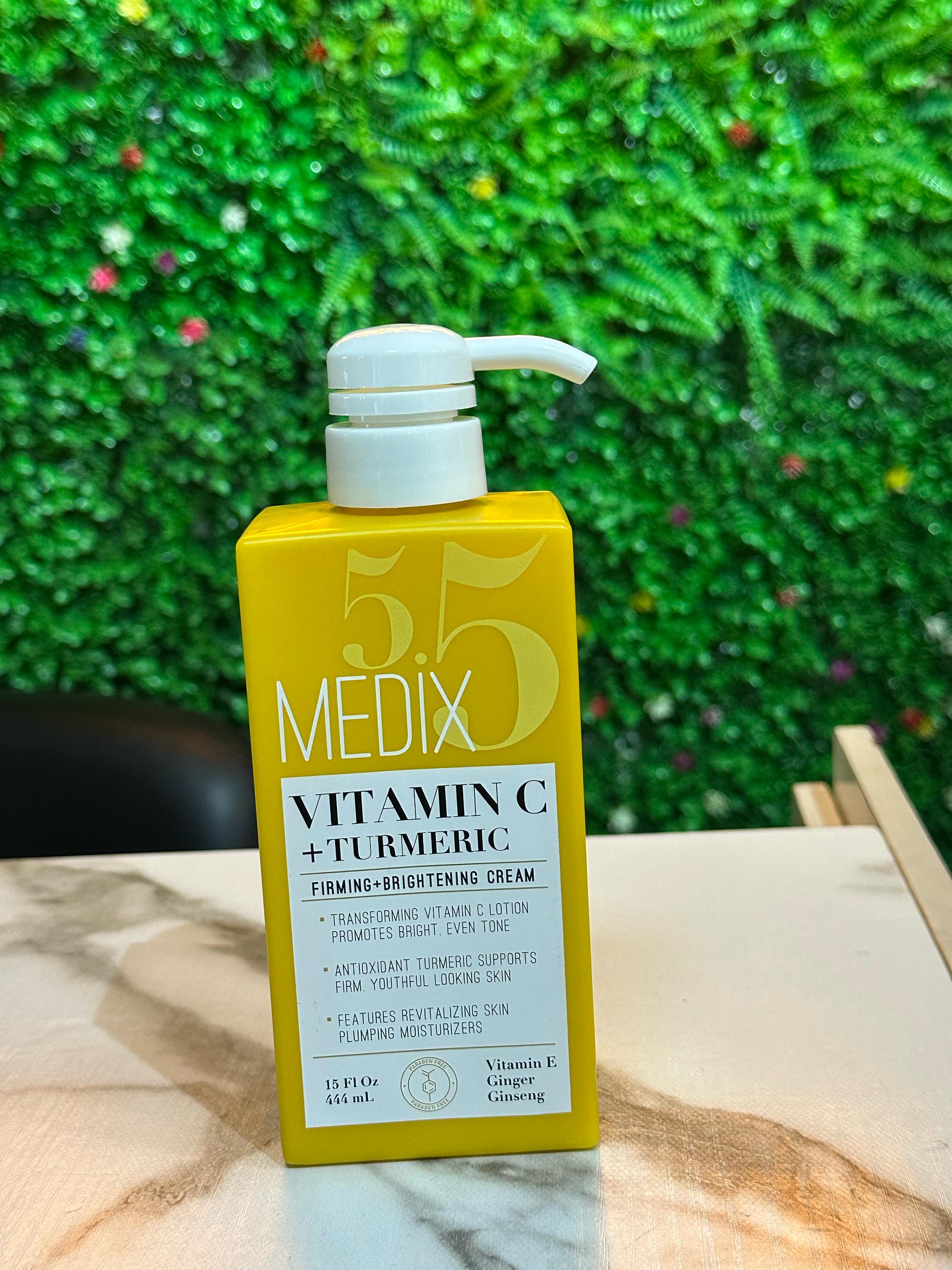 Medix  5.5 Vitamin C + Tumeric Firming + Brightening Cream