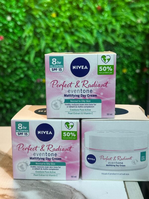 Nivea Perfect & Radiant